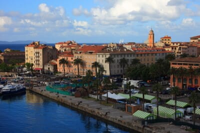 Ajaccio, Francia - Flight deals from AJA airport