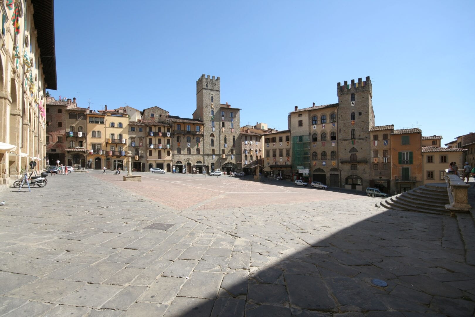 what to see in arezzo