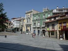 Generate a random place in Aviles