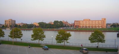 Bay City, الولايات المتحدة - Flight deals from BBC airport