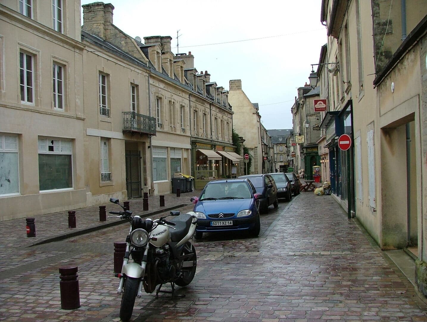 Bayeux Photo high res