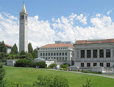 Berkeley, الولايات المتحدة - Flight deals from JBK airport