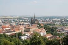 Generate a random place in Brno