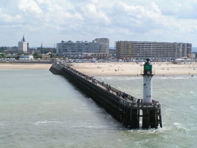 Calais, Francia - Flight deals from CQF airport