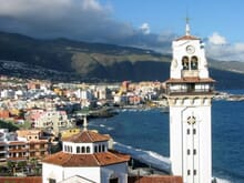 Generate a random place in Candelaria