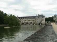 Generate a random place in Chenonceaux