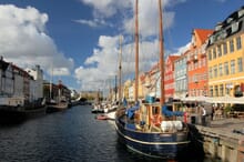 Generate a random place in Copenhagen