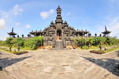 デンパサール, インドネシア - Flight deals from DPS airport