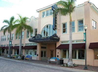 Fort Pierce, الولايات المتحدة - Flight deals from FPR airport