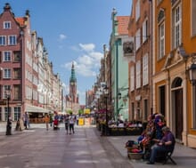 Generate a random place in Gdańsk