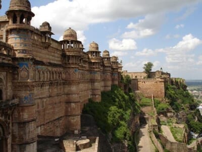 Gwalior, India - Flight deals from GWL airport