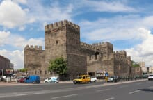 Generate a random place in Kayseri