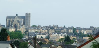 Le Mans, Francia - Flight deals from LME airport