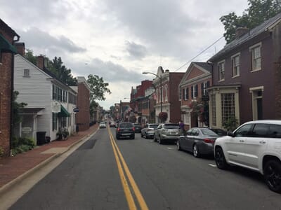 Leesburg, الولايات المتحدة - Flight deals from LEE airport