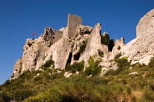 Generate a random place in Les Baux-de-Provence