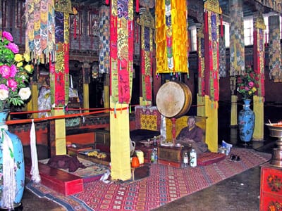Lhasa, China - Flight deals from LXA airport
