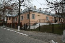 Generate a random place in Lutsk