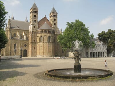 Maastricht, Paesi Bassi - Flight deals from MST airport