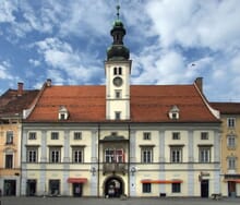 Generate a random place in Maribor