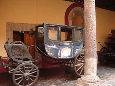 Morelia, México - Flight deals from MLM airport
