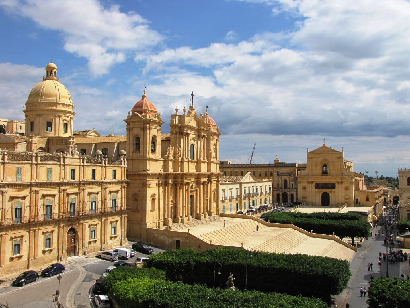 Noto Photo high res