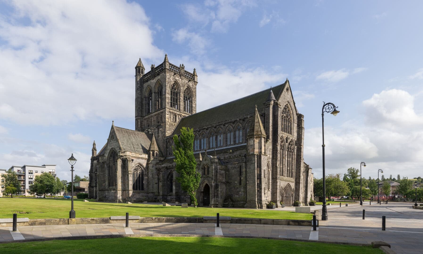 Paisley Photo high res
