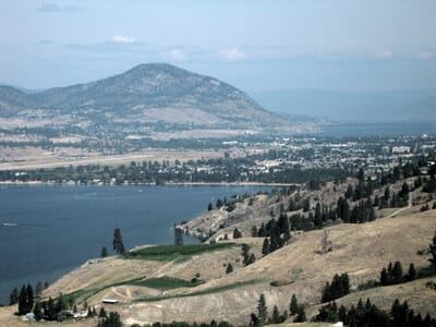 Penticton, Canada - Flight deals from YYF airport