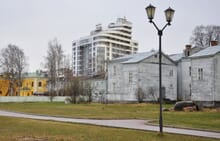 Generate a random place in Petrozavodsk