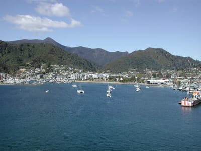 Picton, New Zealand - Flight deals from PCN airport