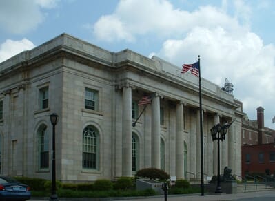 Pittsfield, الولايات المتحدة - Flight deals from PSF airport