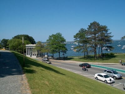 Plymouth, الولايات المتحدة - Flight deals from PLY airport