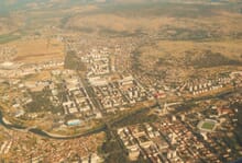 Generate a random place in Podgorica