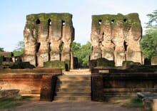 Generate a random place in Polonnaruwa