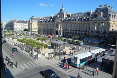 Rennes, Francia - Flight deals from RNS airport