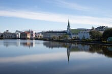 Generate a random place in Reykjavík