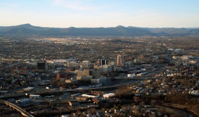 Roanoke, الولايات المتحدة - Flight deals from ROA airport