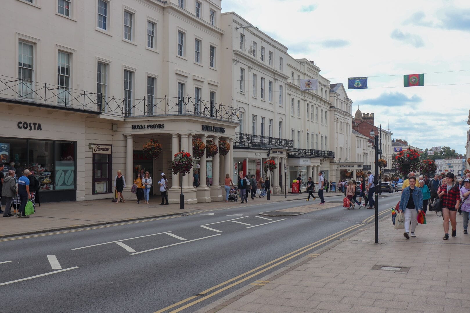 Leamington Spa Travel Guide, Photos & Videos, Things to do & see