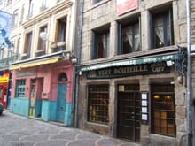 Generate a random place in Saint-Étienne