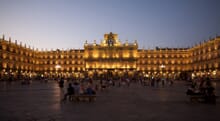 Generate a random place in Salamanca