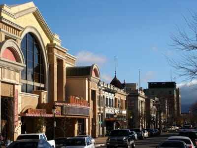 Salinas, الولايات المتحدة - Flight deals from SNC airport