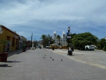 Generate a random place in San José del Cabo