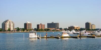 Sarnia, Canada - Flight deals from YZR airport
