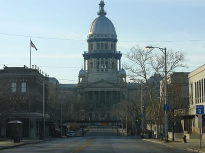 Springfield, الولايات المتحدة - Flight deals from SGH airport