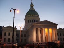 Generate a random place in St. Louis