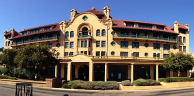 Fort Stockton, الولايات المتحدة - Flight deals from FST airport