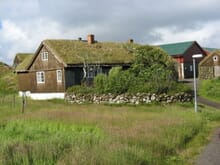 Generate a random place in Tórshavn