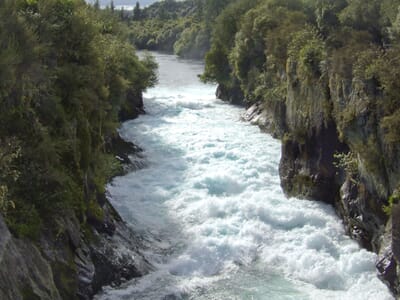 Taupo, New Zealand - Flight deals from TUO airport
