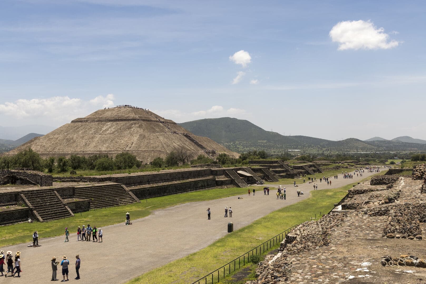 Teotihuacan Photo high res