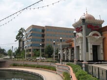 Generate a random place in The Woodlands