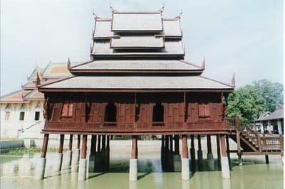 Ubon Ratchathani, Thaïlande - Flight deals from UBP airport